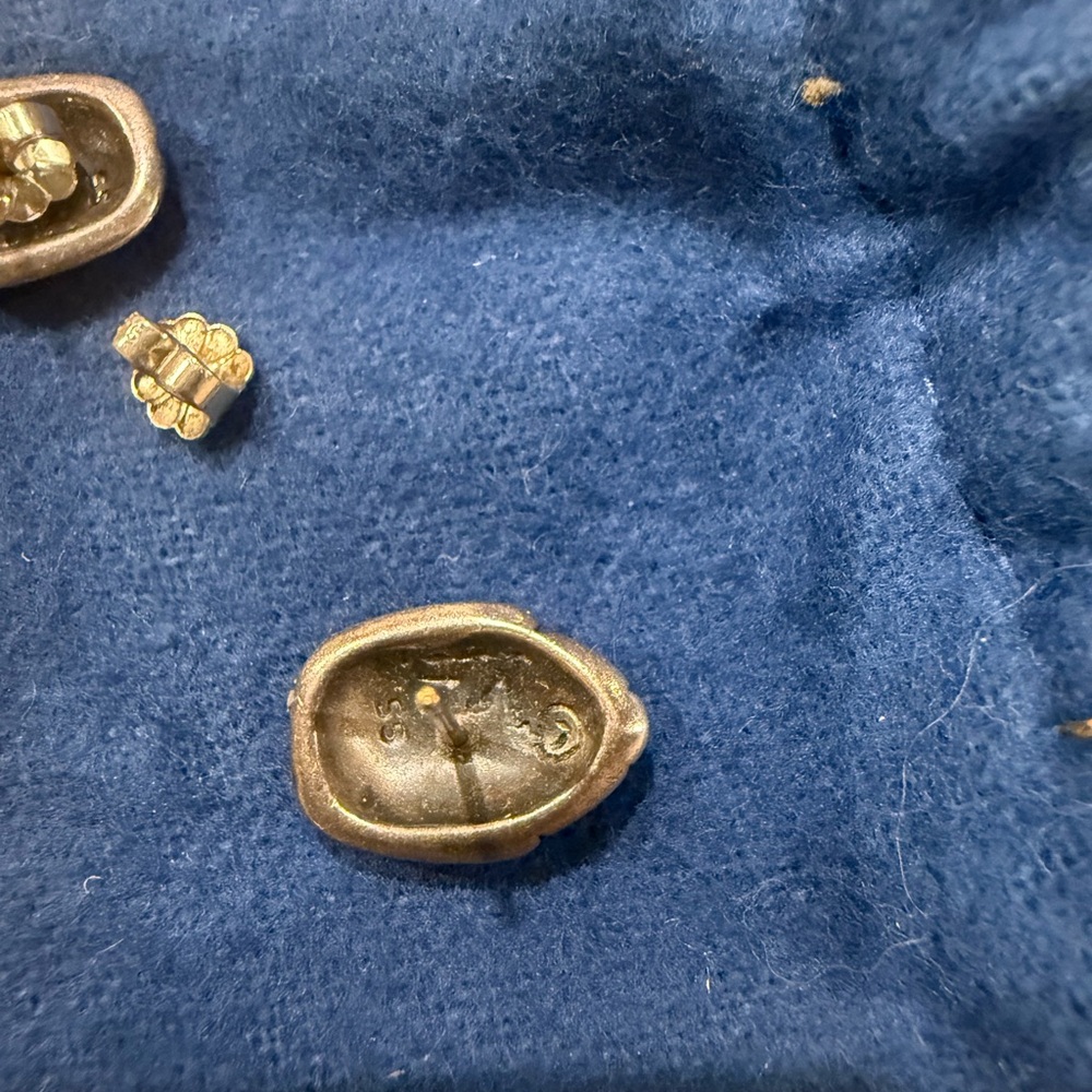 Mignon Faget very rare, retired sterling silver scarab earrings - Picture 9 of 10